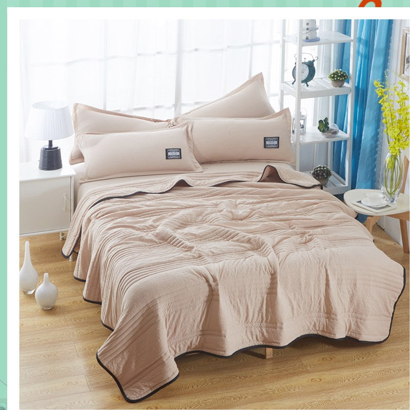 Summer Luxury Cool Silk Blanket – Lightweight and Breathable for Ultimate Comfort on a Single Bed