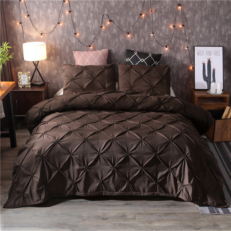 Treat yourself to our Luxury Cotton Bedding Set | Stylish Design for Unmatched Comfort