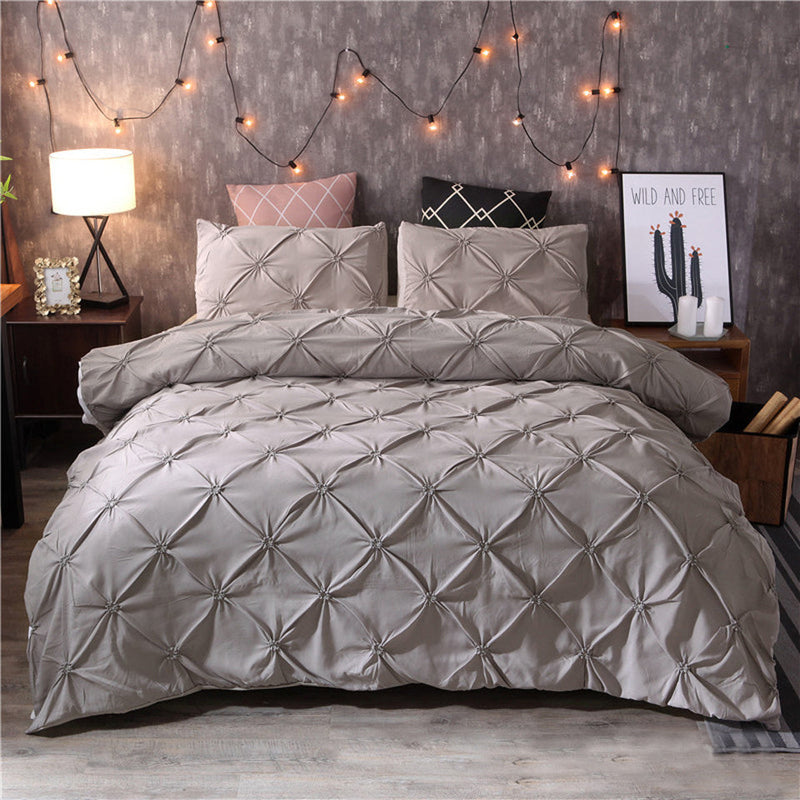 Treat yourself to our Luxury Cotton Bedding Set | Stylish Design for Unmatched Comfort