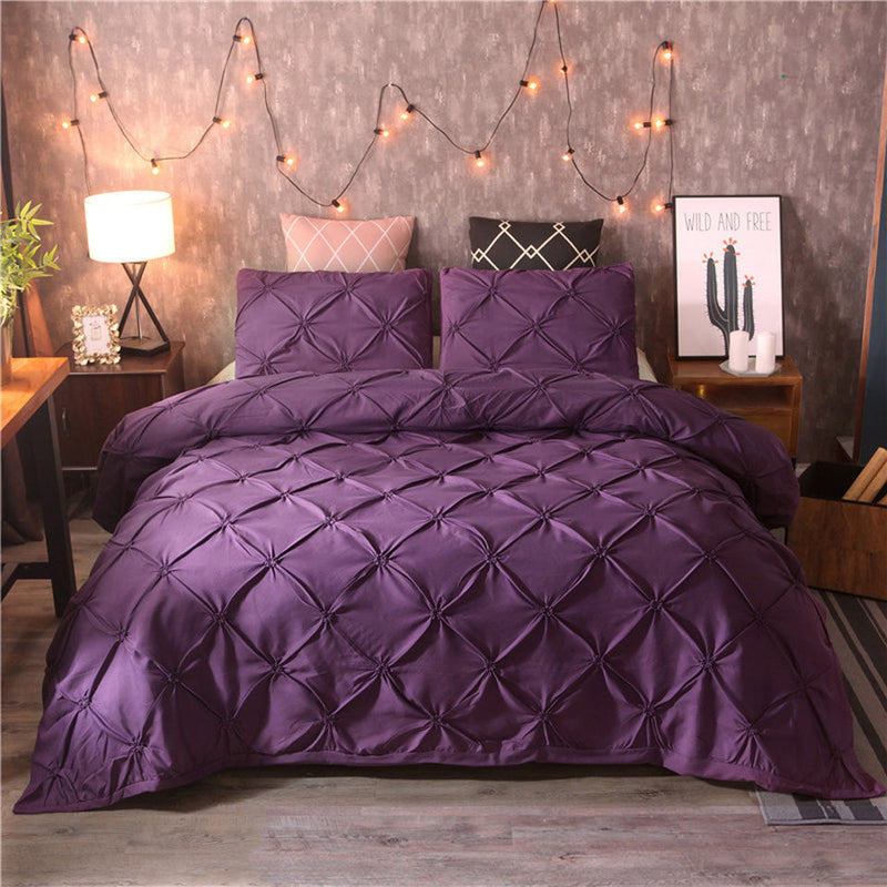 Treat yourself to our Luxury Cotton Bedding Set | Stylish Design for Unmatched Comfort