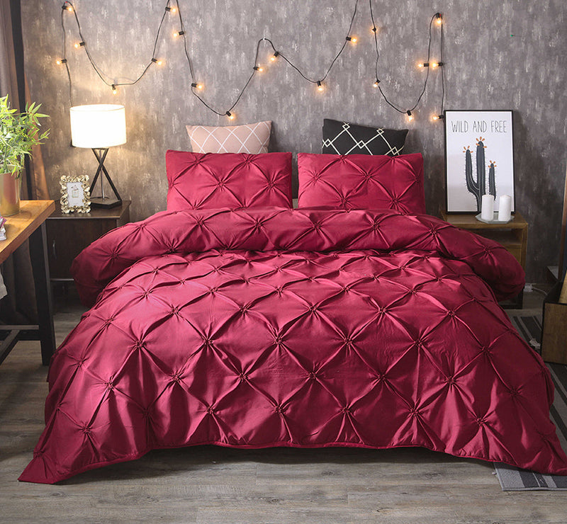 Treat yourself to our Luxury Cotton Bedding Set | Stylish Design for Unmatched Comfort