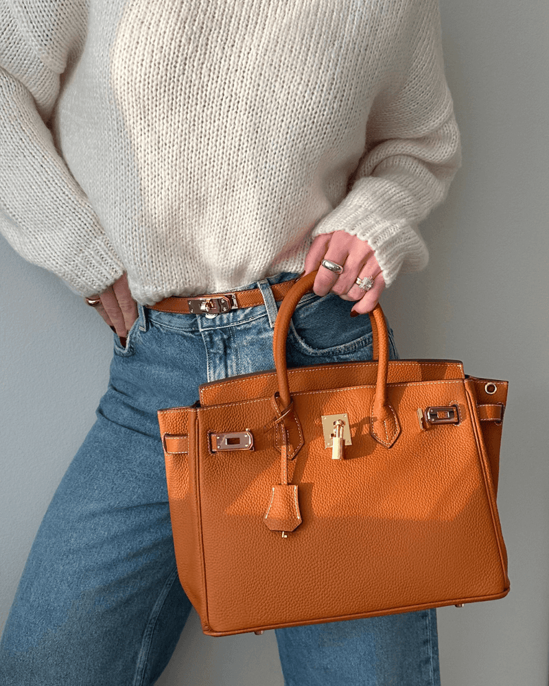 Chic Leather Handbag – The Ultimate Mix of Style and Functionality