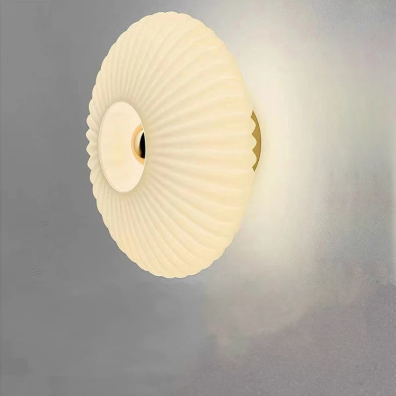 Chic Wall Lamp Made of Quality Glass – Stylish Wall Light with Cozy Illumination and Modern Design