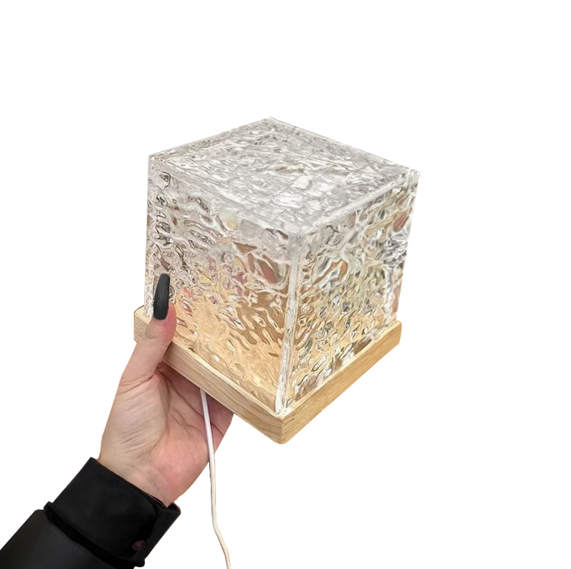 Qrismora Lamp – Enchanting Lighting Inspired by the Northern Lights