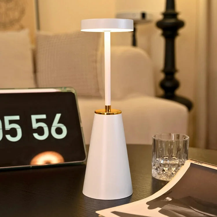 Elegant Wireless Dimmable Table Lamp in Black - With Memory Function and Rechargeable Battery for Perfect Lighting Indoors and Outdoors