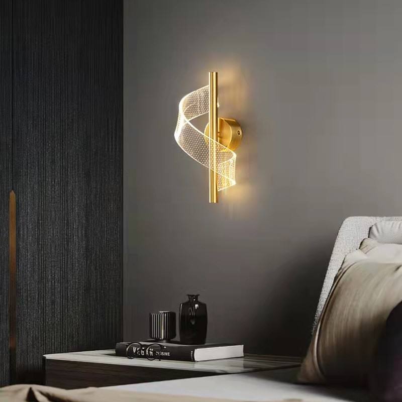 Elegant Wall Lamp with Breathtaking Glass Chandelier Design – Dimmable Wall Light for a Stylish and Modern Interior