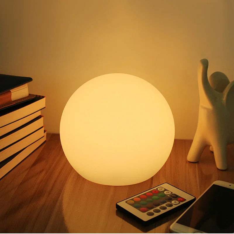 AuraBall LED Table Lamp – Create an Enchanting Atmosphere with Dynamic Color Changes