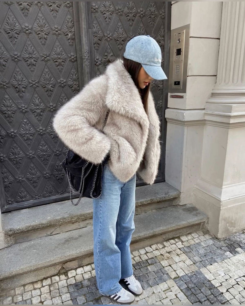 Luxury Imitation Fur Coat – Perfect for Elegance and Warmth in Winter