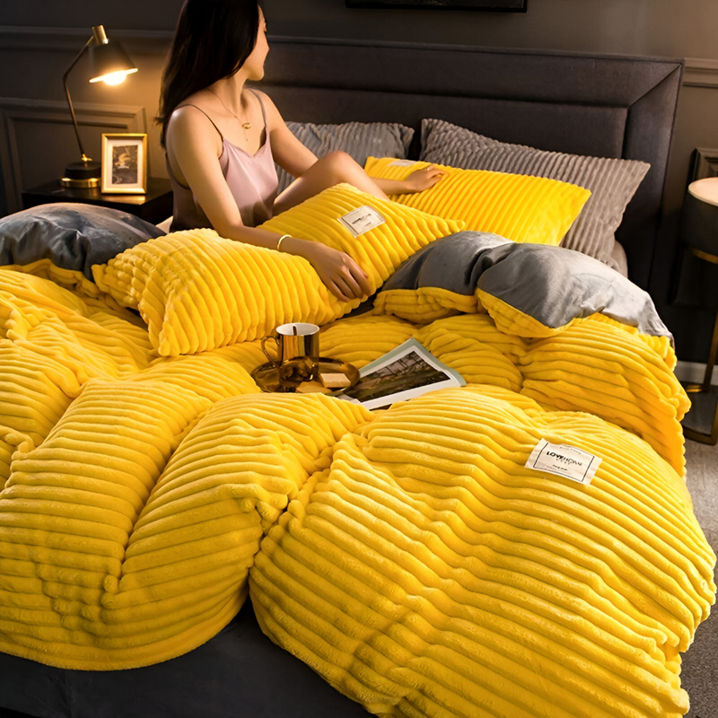 Treat yourself to CozyFlannel - Luxury Plush Bedding for a Warm Winter Feeling!