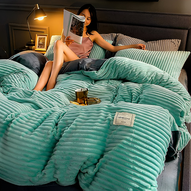 Treat yourself to CozyFlannel - Luxury Plush Bedding for a Warm Winter Feeling!