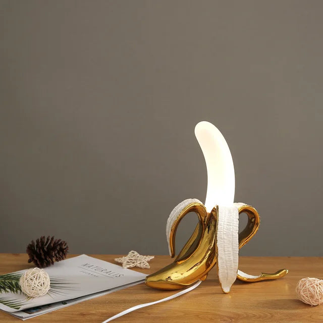 Stylish Rechargeable Table Lamp with Banana Design and Luxurious Warm LED Light – Ideal for a Modern Interior