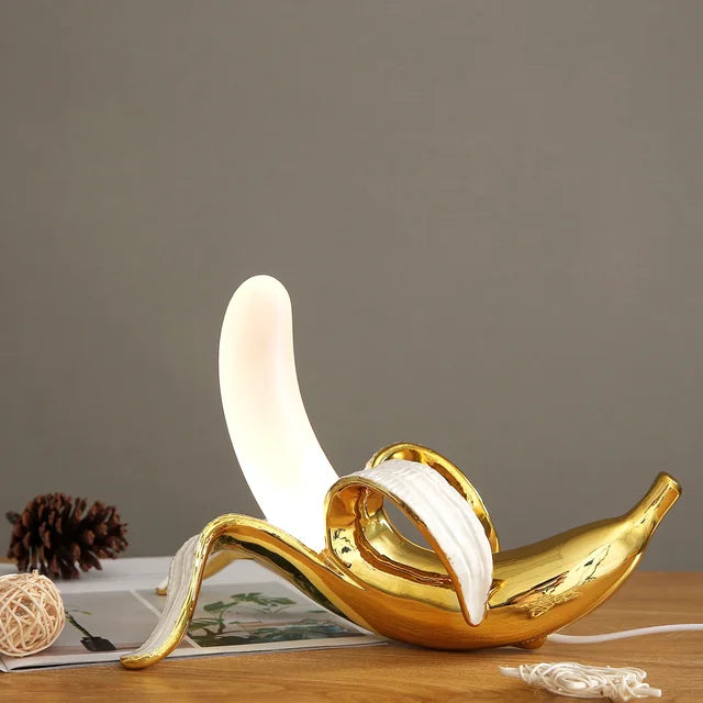 Stylish Rechargeable Table Lamp with Banana Design and Luxurious Warm LED Light – Ideal for a Modern Interior