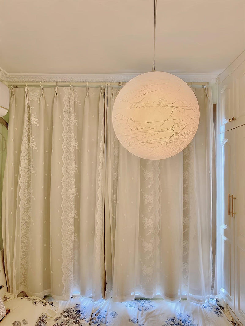 Mondseide Pendant Lamp – Stylish LED Lighting with Natural Silk and Luxurious Metal Finish