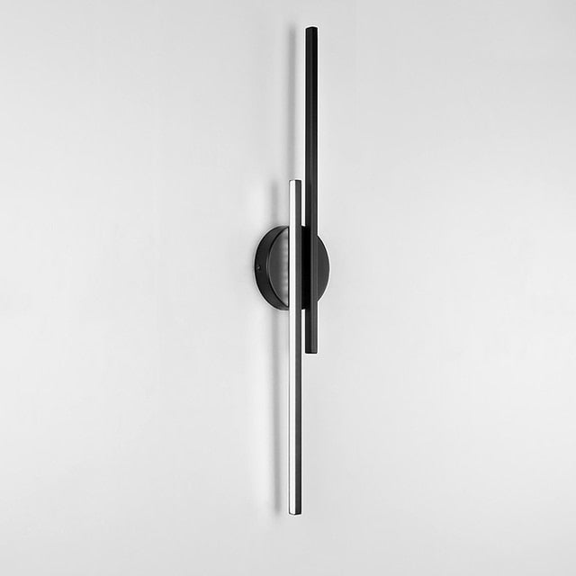 Elegant Black LED Wall Lamp made of Aluminum and Acrylic for Stylish Indoor Lighting - Durable and Energy-Saving Design