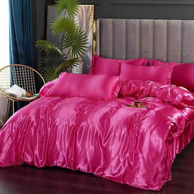 Treat yourself to our Luxury Satin Bedding Set – Premium Silk-Satin including Duvet Cover, Fitted Sheet, and Pillowcases for ultimate comfort!