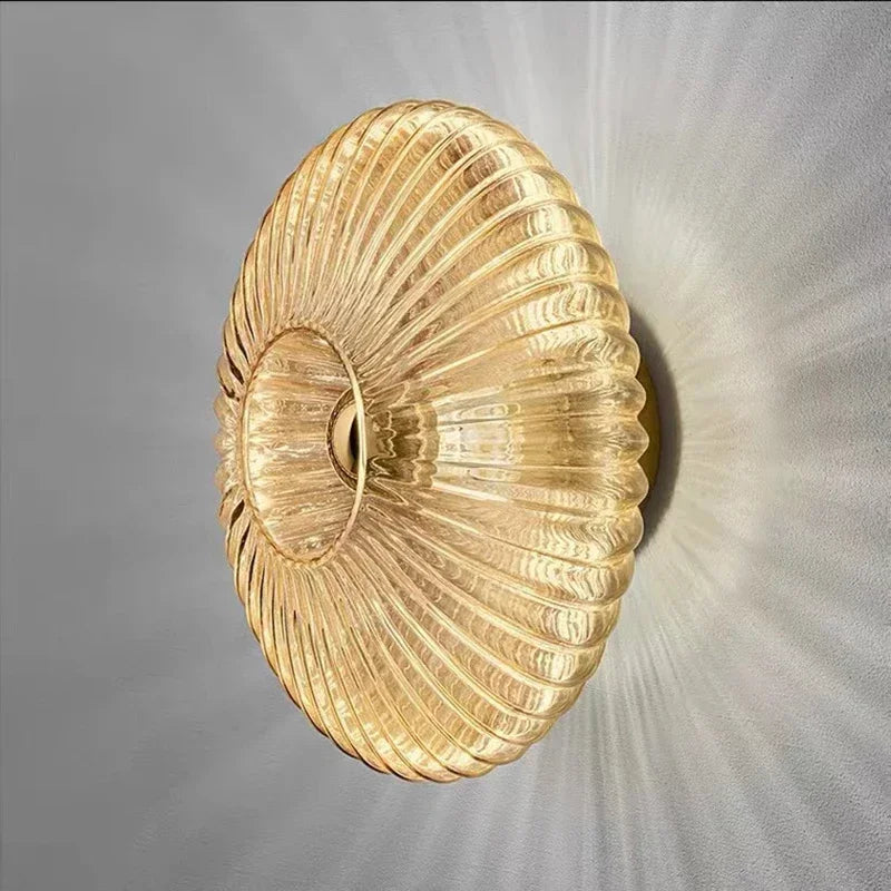 Chic Wall Lamp Made of Quality Glass – Stylish Wall Light with Cozy Illumination and Modern Design