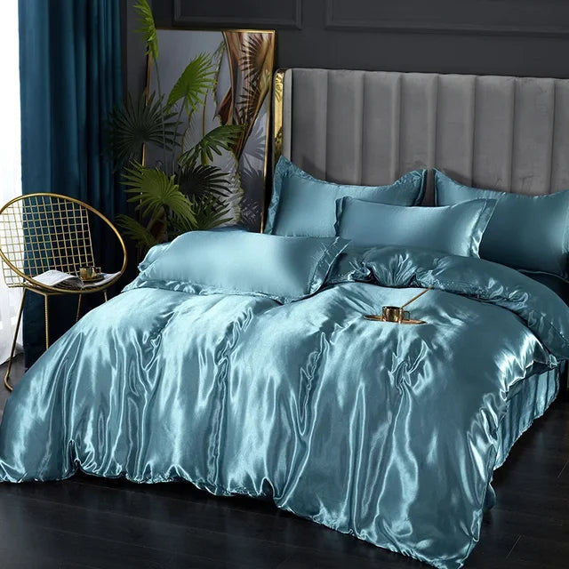 Treat yourself to our Luxury Satin Bedding Set – Premium Silk-Satin including Duvet Cover, Fitted Sheet, and Pillowcases for ultimate comfort!
