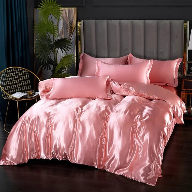 Treat yourself to our Luxury Satin Bedding Set – Premium Silk-Satin including Duvet Cover, Fitted Sheet, and Pillowcases for ultimate comfort!
