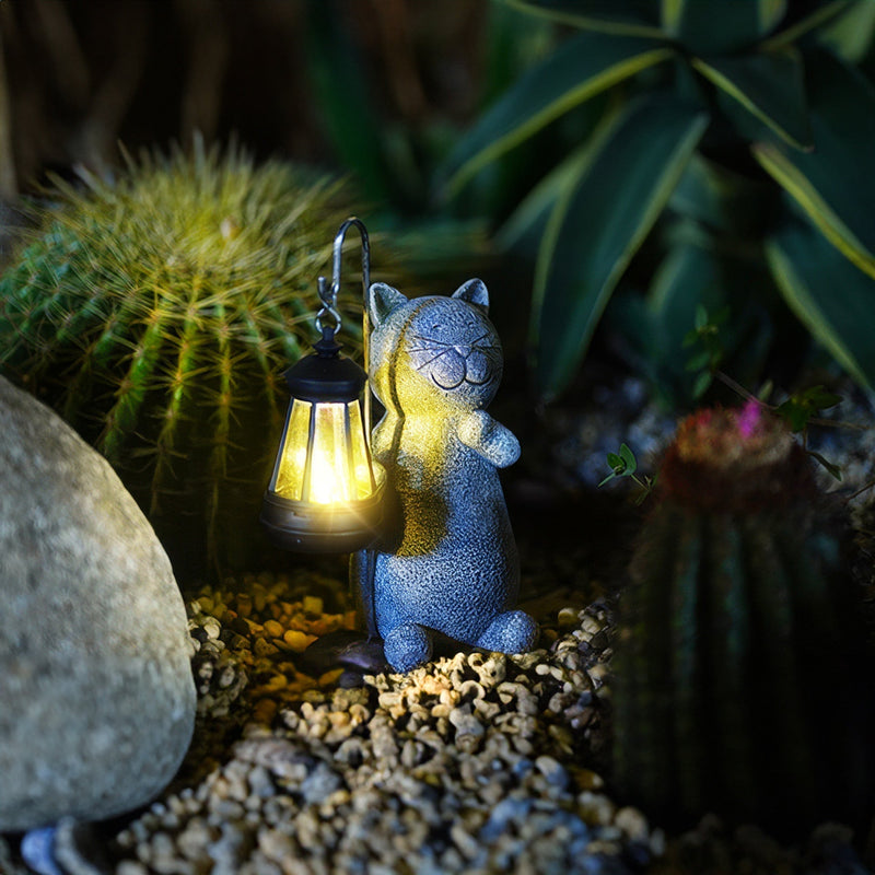 Shining Golden Solar Cat – Enchanting Garden Decoration with Magical Lighting