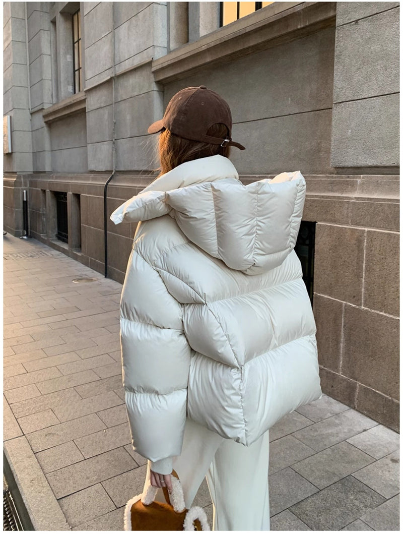 Stylish Padded Down Jacket with Hood – Comfort and Warmth for Cold Days