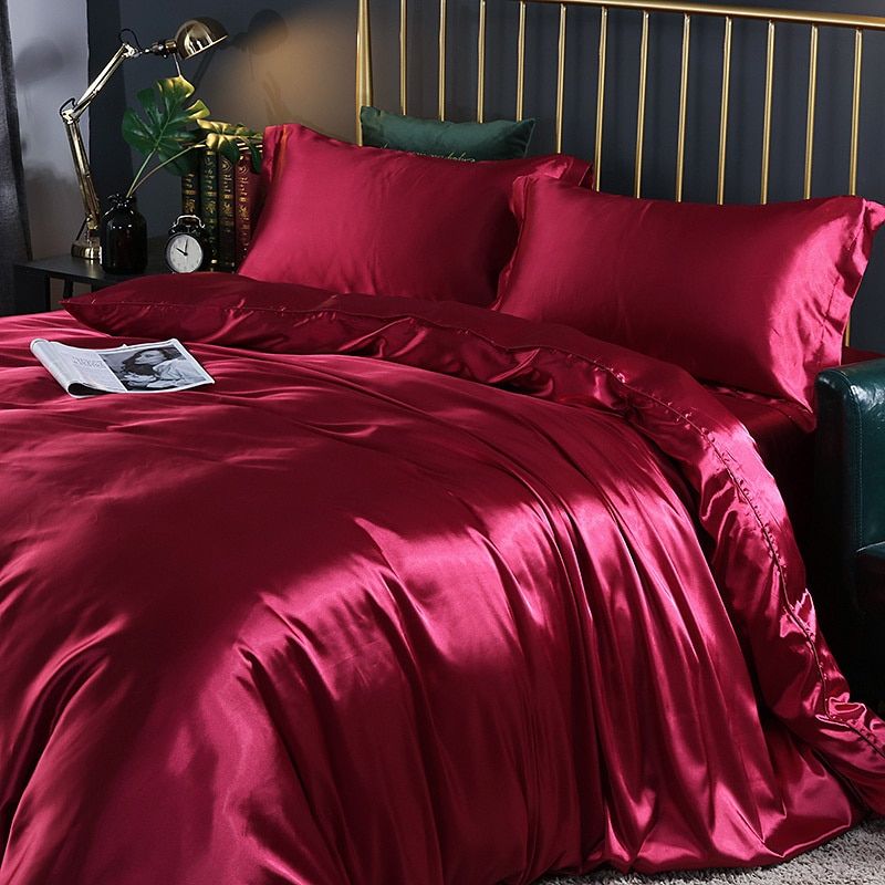 Deluxe 4-piece Bedding Set made of Satin and Cotton – Breathable, Hypoallergenic and Luxury Comfort, 150x200 cm