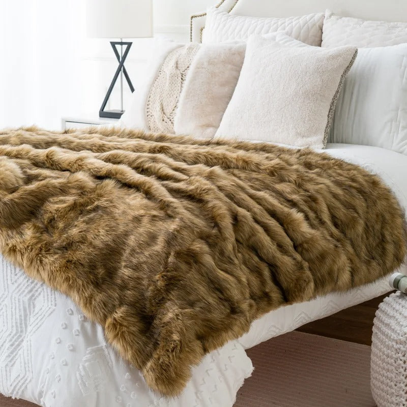 Ultimate Luxury Faux Fur Blanket – Super Soft Fleece for Wonderful Comfort on Bed and Sofa, Ideal for Cold Winter Nights!