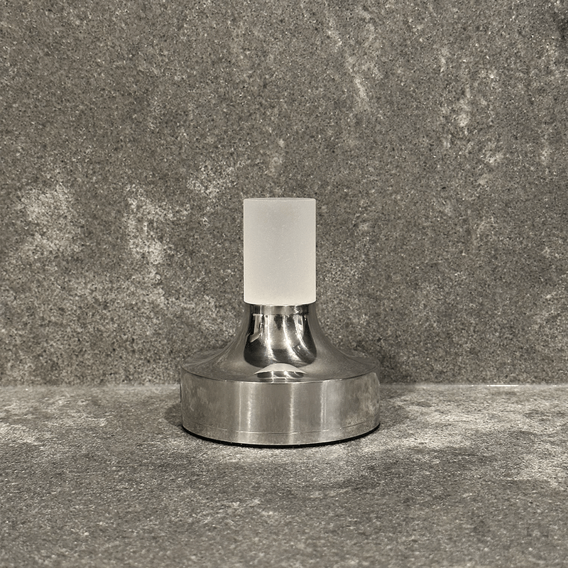Boru Wireless Table Lamp – Stylish and Waterproof LED Lighting with Adjustable Functionality